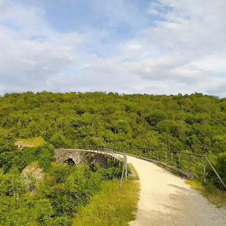 Parenzana, Little Row House With Big Yard In Istria Apartman *